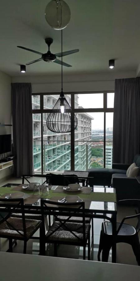 Pangsapuri 12-cozy Mount Austin Palazio 3bedroom For 6pax *
