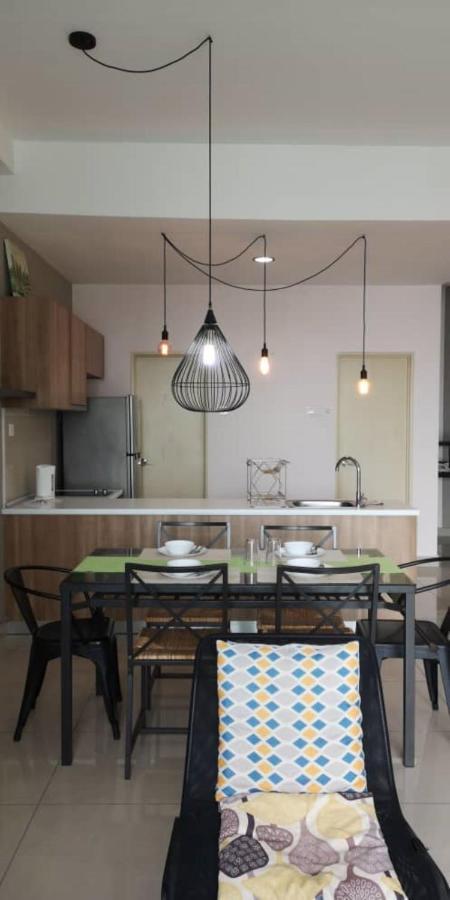 Pangsapuri 12-cozy Mount Austin Palazio 3bedroom For 6pax *