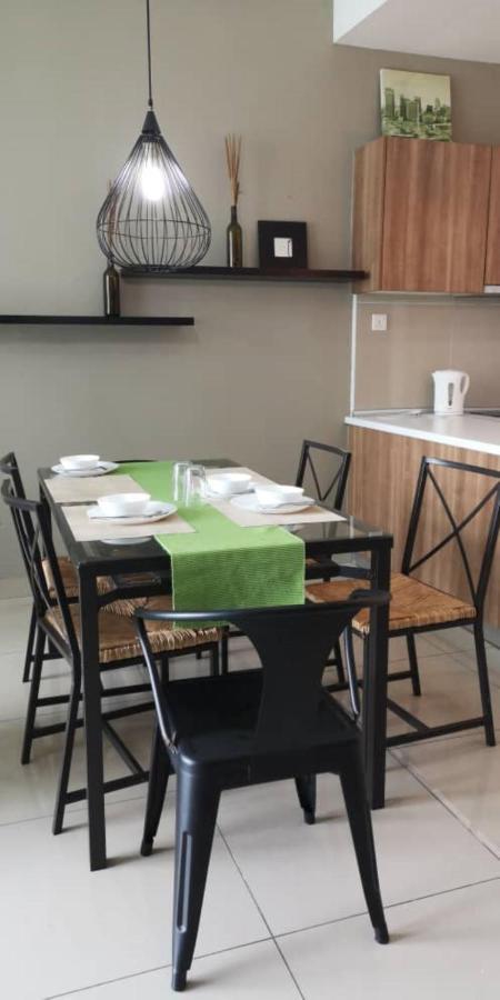 Pangsapuri 12-cozy Mount Austin Palazio 3bedroom For 6pax *
